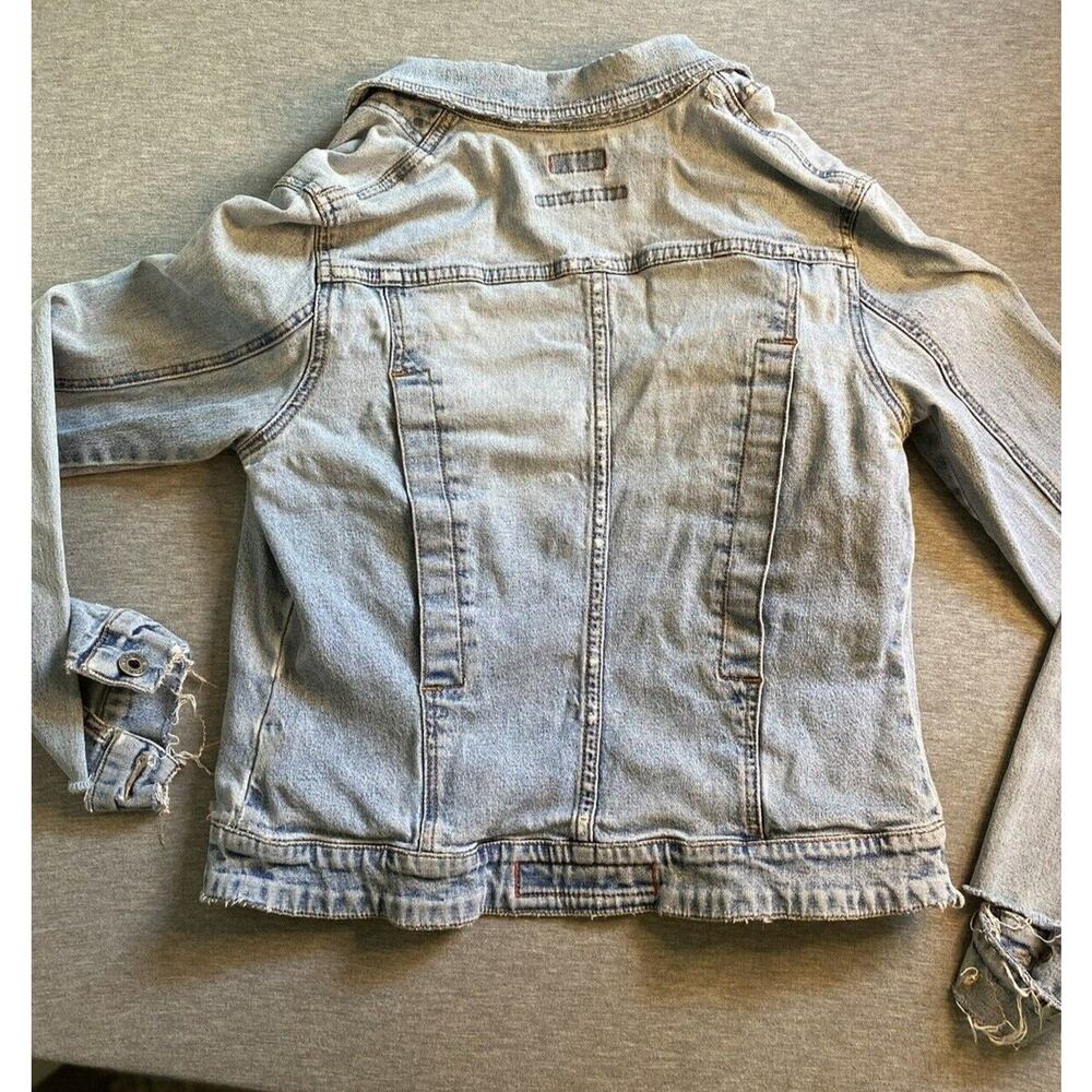 Vintage Guess Denim Jean Jacket Size SMALL Made in USA Distressed Med Wash Women - Picture 7 of 12